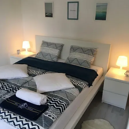 Lägenhet Apartments Novi Vinodolski