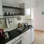 Apartments Novi Vinodolski Διαμέρισμα *