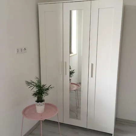 Apartments Novi Vinodolski * נובי ווינודולסקי