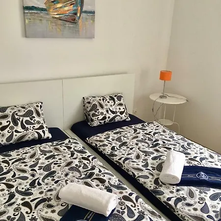 Apartments Novi Vinodolski Lejlighed Novi Vinodolski