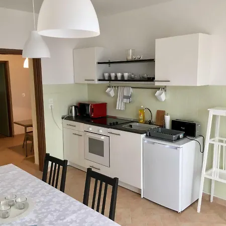 Apartments Novi Vinodolski Lejlighed