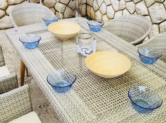 Apartments Novi Vinodolski *