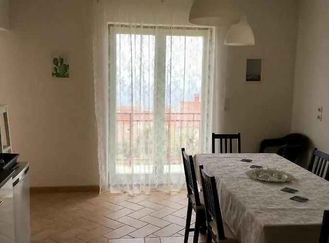 דירה Apartments Novi Vinodolski